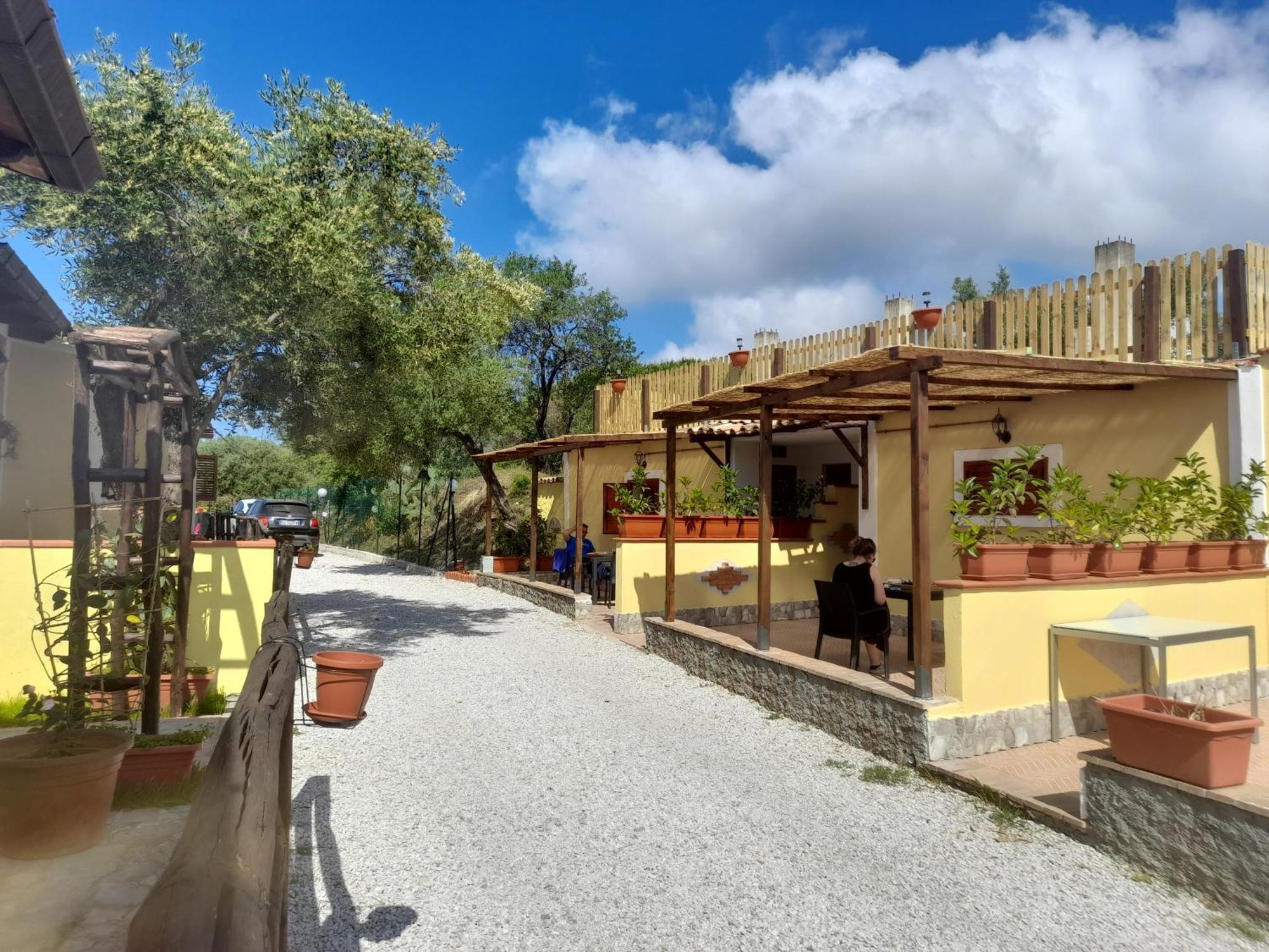 Parco Esmeralda - Family Residence E Breakfast Marina di Camerota Δωμάτιο φωτογραφία
